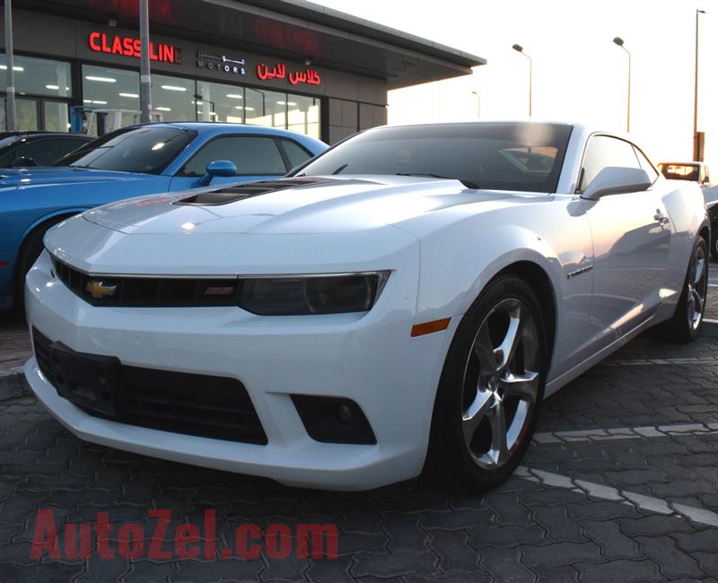 CHEVROLET CAMARO- 2015- WHITE- 100 000 KM- GCC