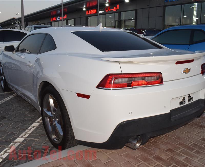 CHEVROLET CAMARO- 2015- WHITE- 100 000 KM- GCC