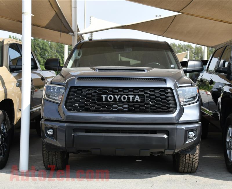 TOYOTA TUNDRA SR5- 2018- GREY- 23 000 MILEAGE- AMERICAN SPECS