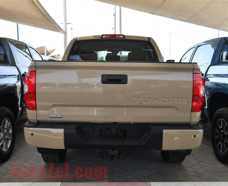 TOYOTA TUNDRA TRD SR5- 2018- BEIGE- 35 000 MILEAGE- AMERICAN SPECS