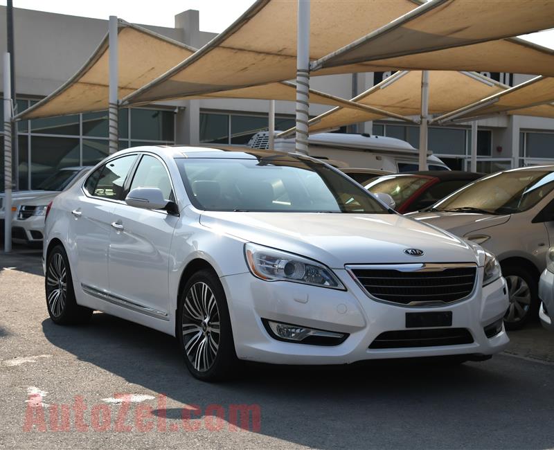 KIA CADENZA- 2013- WHITE- 156 000 KM- GCC SPECS