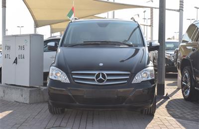 MERCEDES-BENZ VIANO- 2014- BLACK- 129 000 KM- GCC SPECS