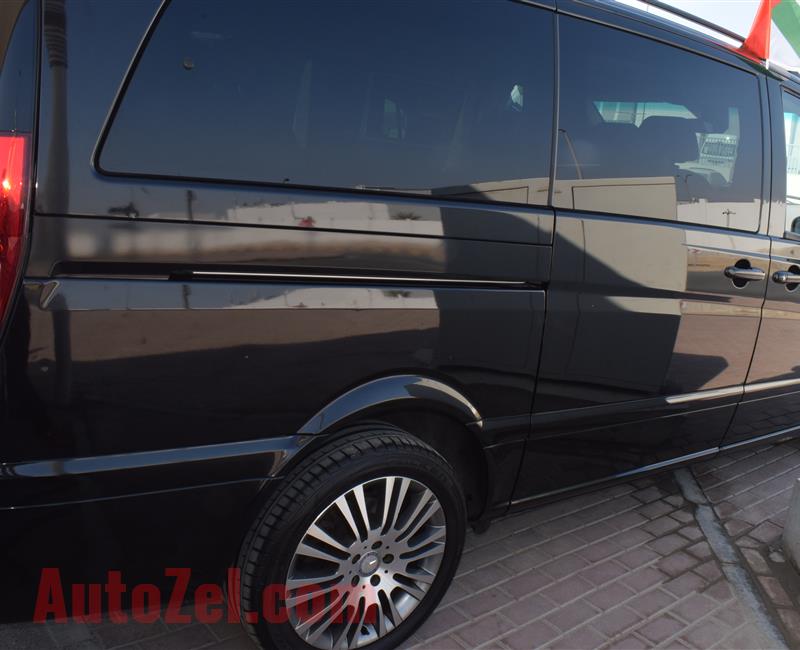 MERCEDES-BENZ VIANO- 2014- BLACK- 129 000 KM- GCC SPECS