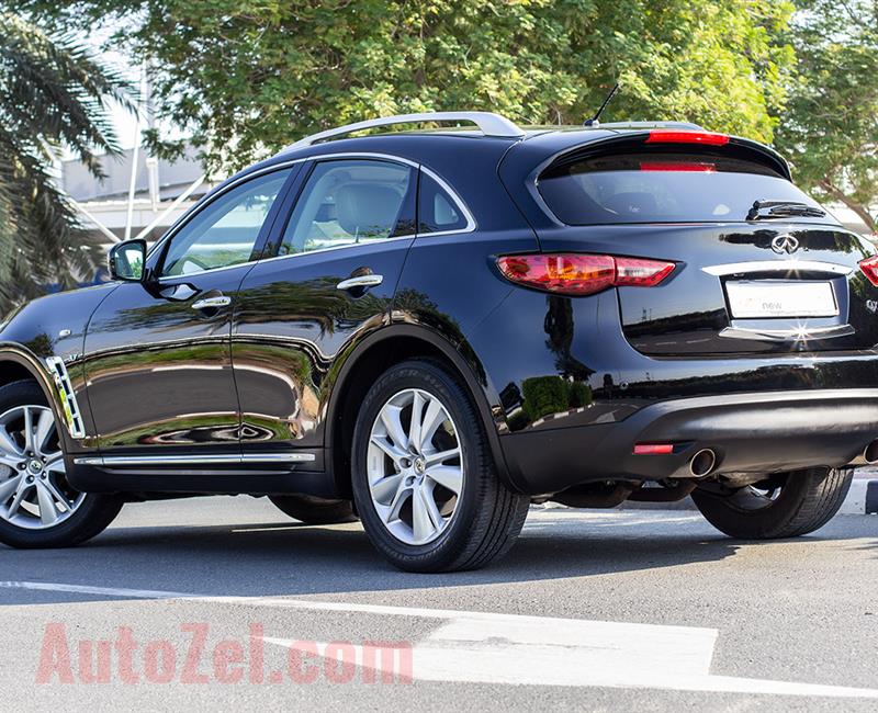 INFINITI QX70- 2016- BLACK- 86 828 KM- GCC SPECS