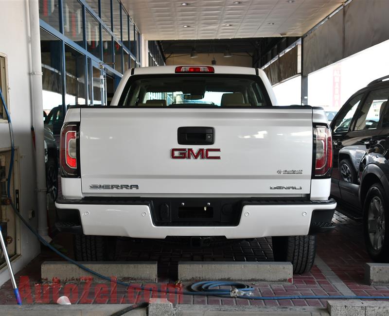 GMC DENALI PICK UP- 2017- WHITE- 72 000 KM- GCC SPECS