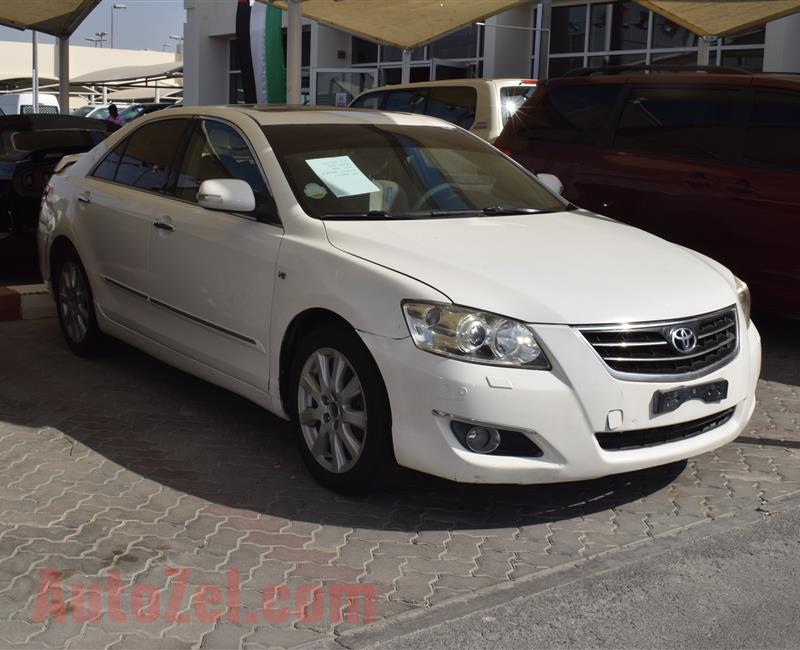 TOYOTA AURION GRANDE- 2008 - WHITE- 360 000 KM- GCC