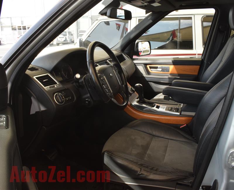 RANGE ROVER SPORT HSE- 2012- SILVER- 382 000 KM- GCC