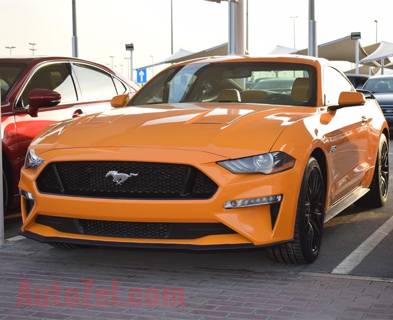 FORD MUSTANG- 2018- ORANGE- 14 000 MILES- AMERICAN SPECS