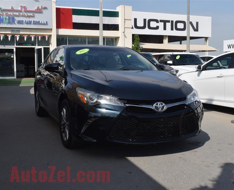 TOYOTA CAMRY- 2017- GREEN- 62 000 KM- CALL FOR PRICE