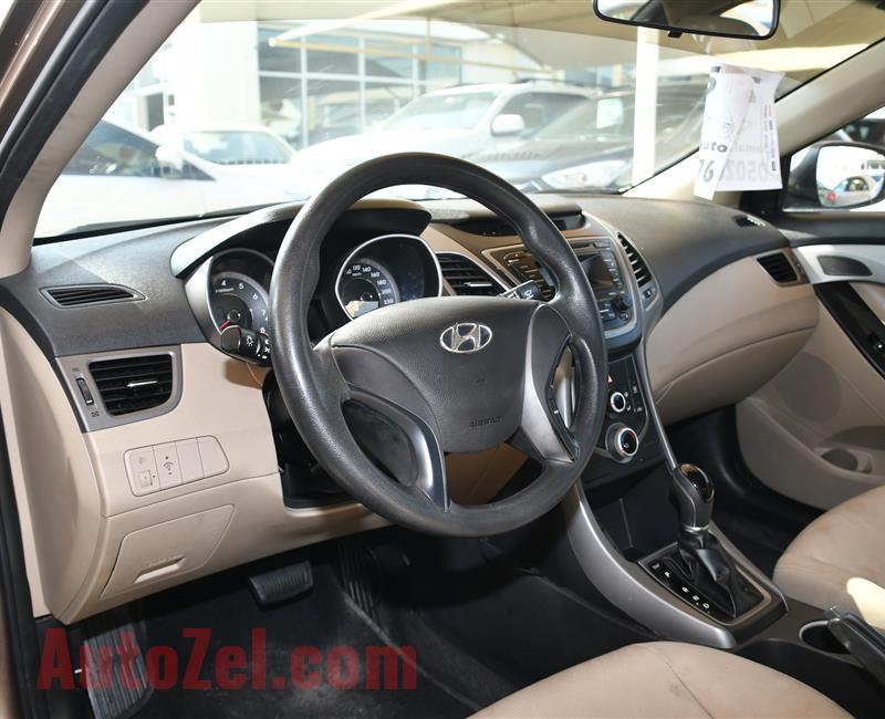 HYUNDAI ELANTRA- 2015- BROWN- 1 100 KM- GCC SPECS