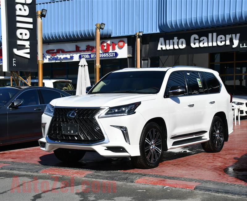 LEXUS LX570- 2016- WHITE- 67 000 KM- GCC SPECS