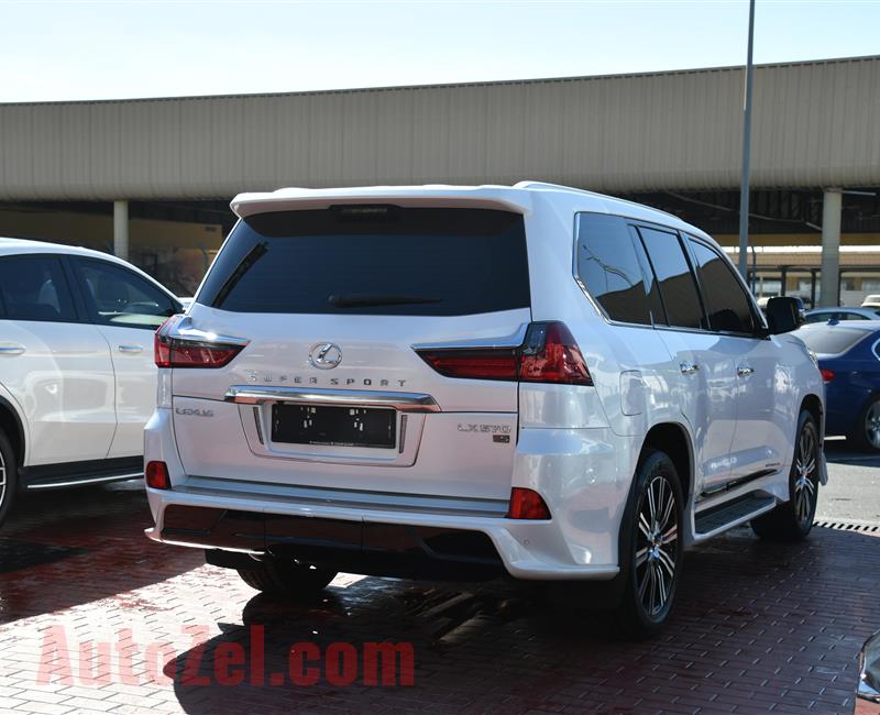 LEXUS LX570- 2016- WHITE- 67 000 KM- GCC SPECS