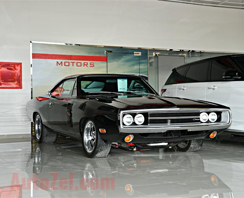 CLASSIC DODGE CHARGER  MODEL 1970 - BLACK - 2000 KM - V8 - GCC 