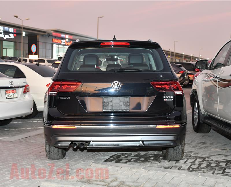 VOLKSWAGEN TIGWAN  MODEL 2017 - BLACK - 101,000 KM - V6 - GCC 