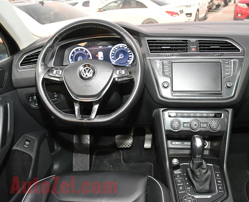 VOLKSWAGEN TIGWAN  MODEL 2017 - BLACK - 101,000 KM - V6 - GCC 