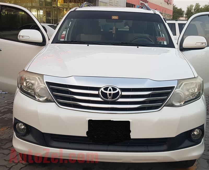 TOYOTA FORTUNER GXR 4.0 MODEL 2014 FOR SALE