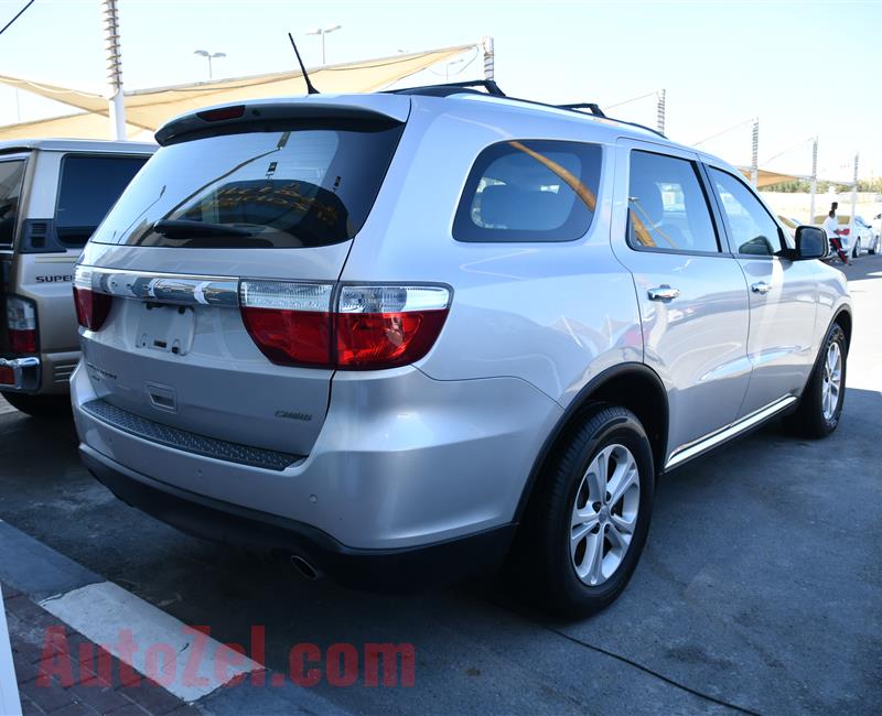 DODGE DURANGO- 2013- SILVER- 131 000 KM- GCC SPECS