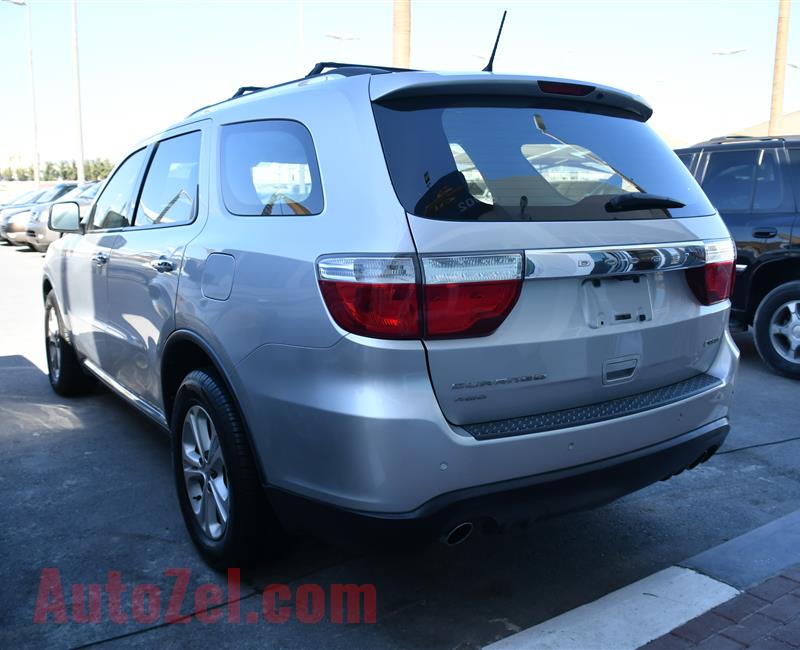 DODGE DURANGO- 2013- SILVER- 131 000 KM- GCC SPECS