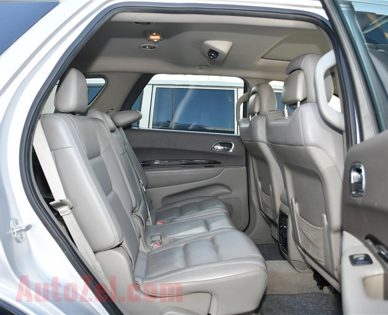 DODGE DURANGO- 2013- SILVER- 131 000 KM- GCC SPECS