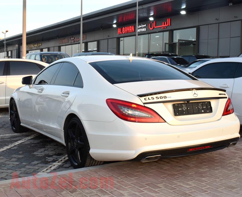 MERCEDES-BENZ CLS500- 2014- WHITE- 180 000 KM- GCC