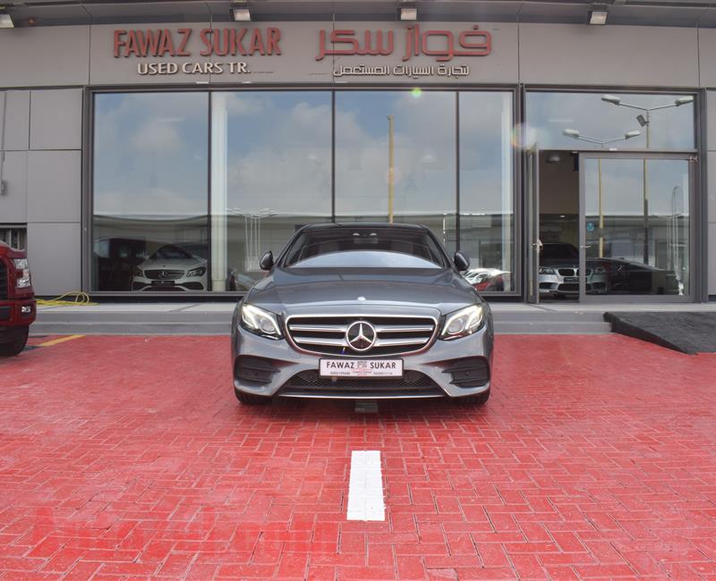 MERCEDES-BENZ E300- 2017- GREY- 22 000 KM- GCC