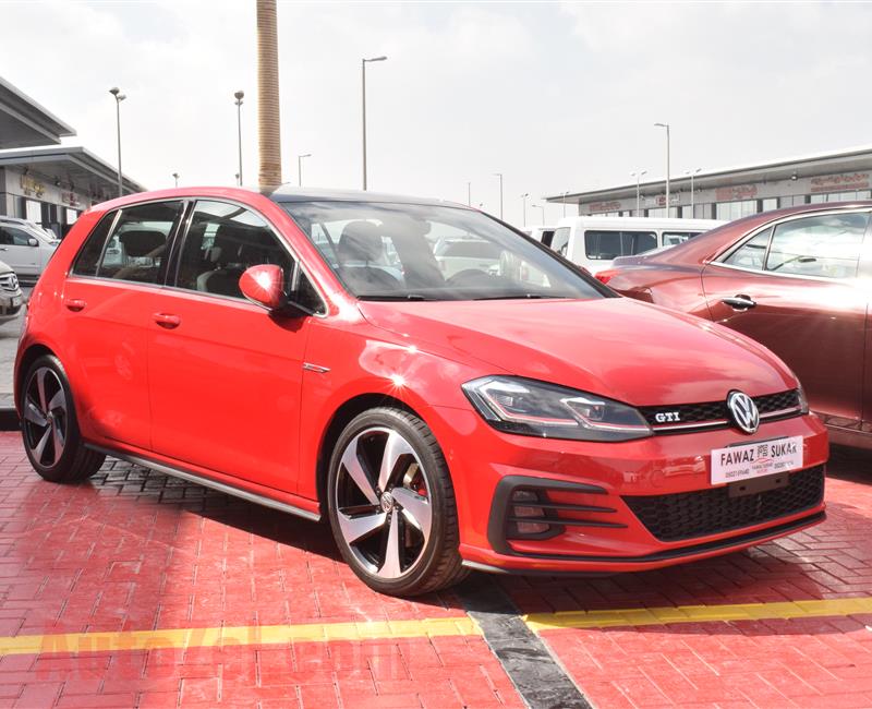 VOLKSWAGEN GTI- 2018- RED- 47 000 KM- GCC