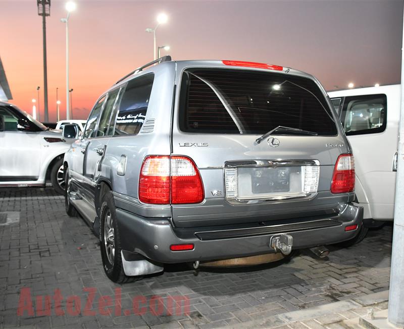 LEXUS LX 470 MODEL 2004 - GREY - V8 - GCC 