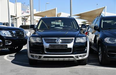 VOLKSWAGEN TOUAREG- 2009- BLACK- 200 000 KM- GCC