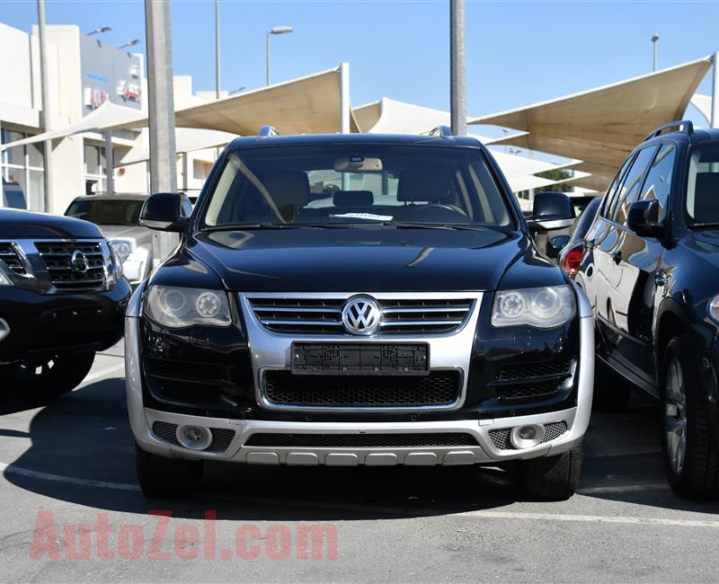 VOLKSWAGEN TOUAREG- 2009- BLACK- 200 000 KM- GCC