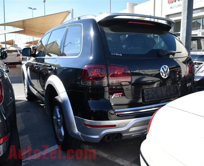 VOLKSWAGEN TOUAREG- 2009- BLACK- 200 000 KM- GCC