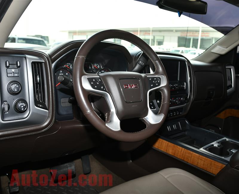 GMC SIERRA NUM  MODEL 2015 - BLACK - 240,000 KM - V8 - GCC 