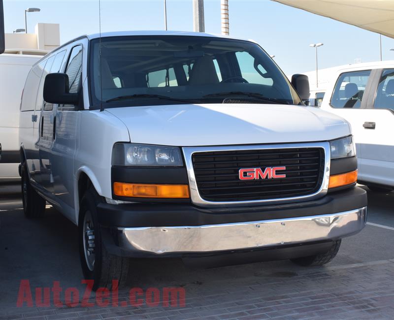 GMC SAVANA- 2016- WHITE- 42 000 KM- GCC SPECS