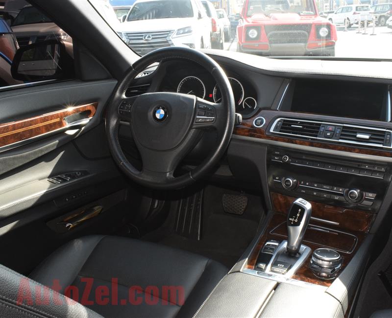 BMW 2015- GOLD- 85 000 KM- GCC SPECS