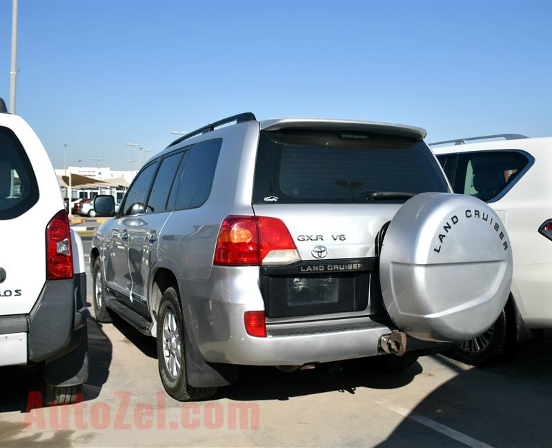 TOYOTA LAND CRUISER GXR- 2009- SILVER- 336 000 KM- GCC, MANUAL GEAR
