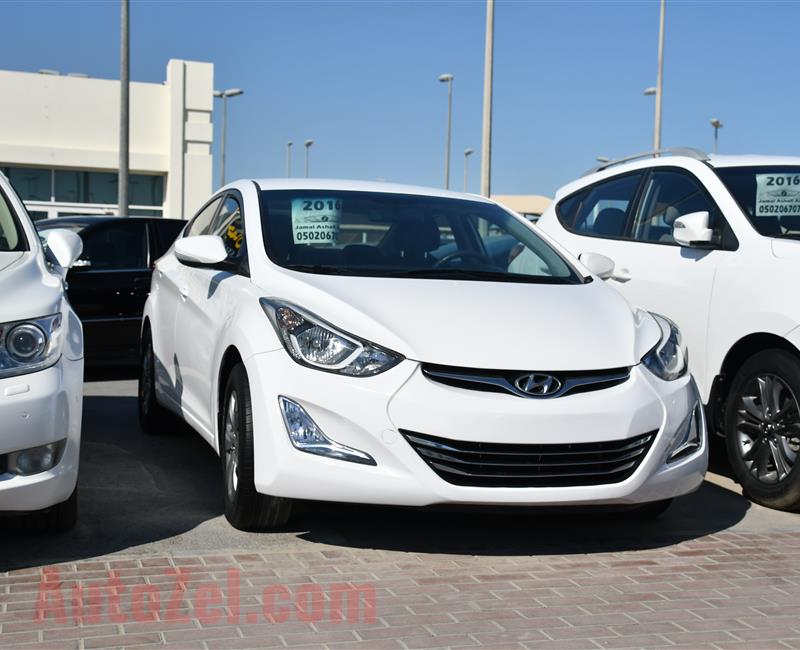 HYUNDAI ELANTRA- 2016- WHITE- 84 000 KM- GCC