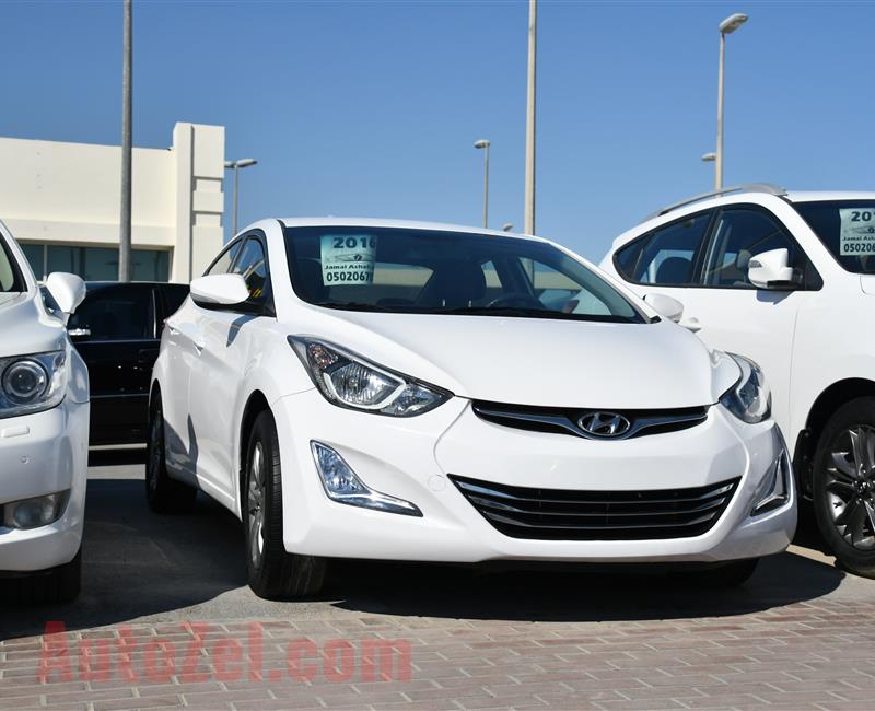 HYUNDAI ELANTRA- 2016- WHITE- 84 000 KM- GCC