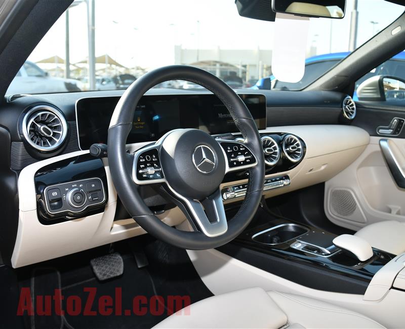 MERCEDES BENZ A220 MODEL 2019 - SILVER - 1600 MILES - CAR SPECS IS AMERICAN 