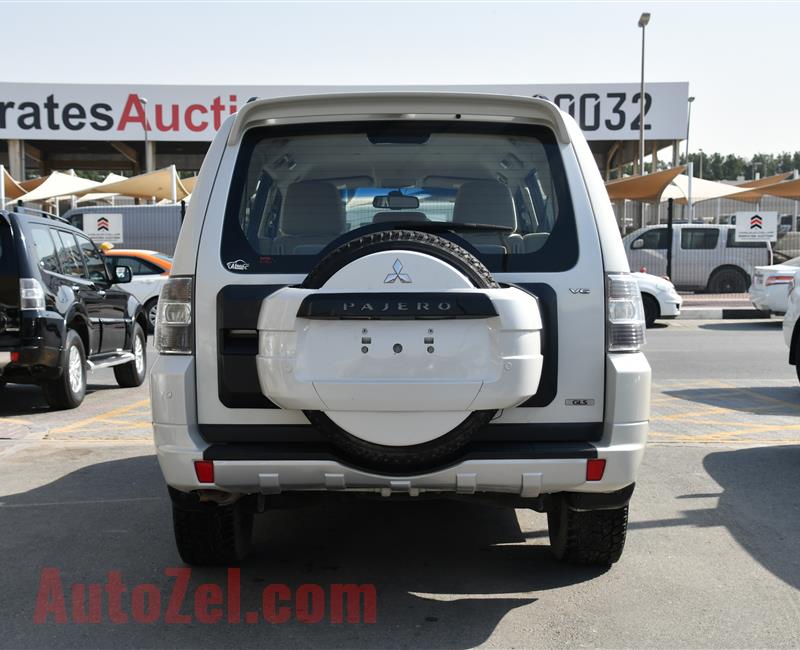 MITSUBISHI PAJERO GLS- 2013- WHITE- 40 000 KM- GCC