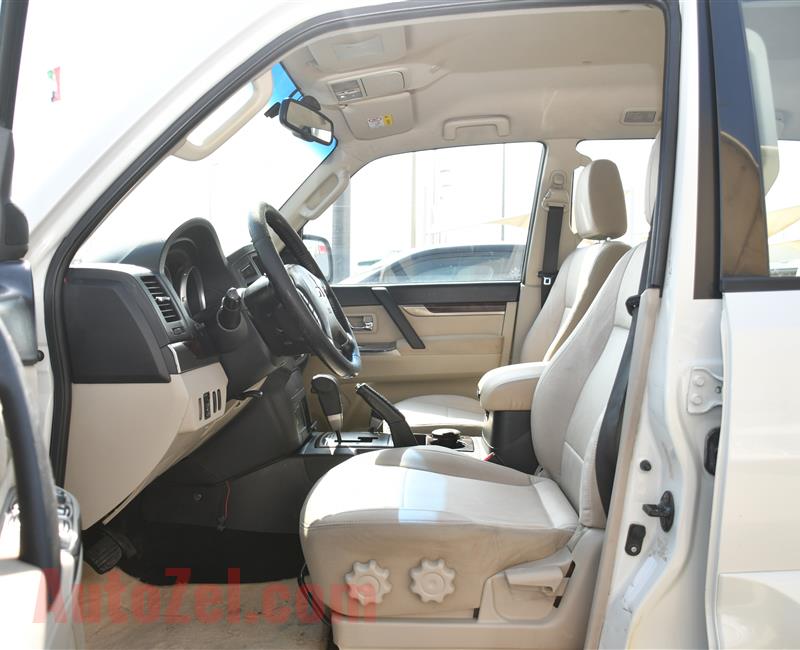 MITSUBISHI PAJERO GLS- 2013- WHITE- 40 000 KM- GCC