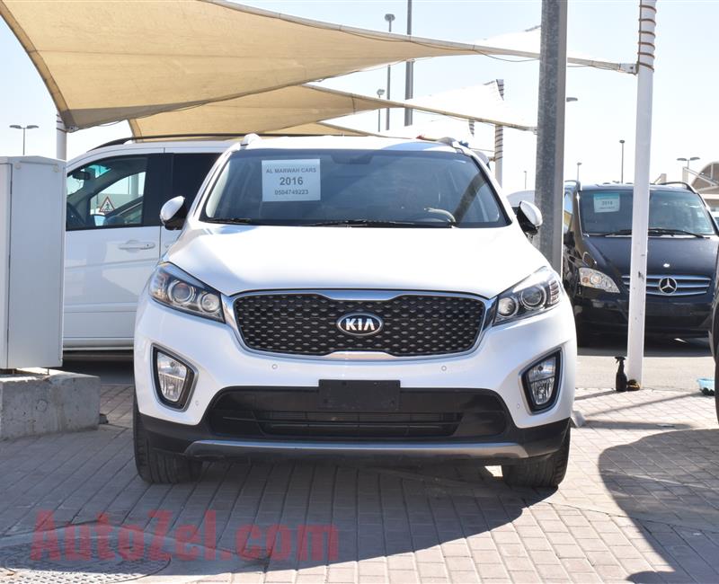 KIA SORENTO MODEL 2016 - WHITE - 125,000 KM - V6 - GCC 