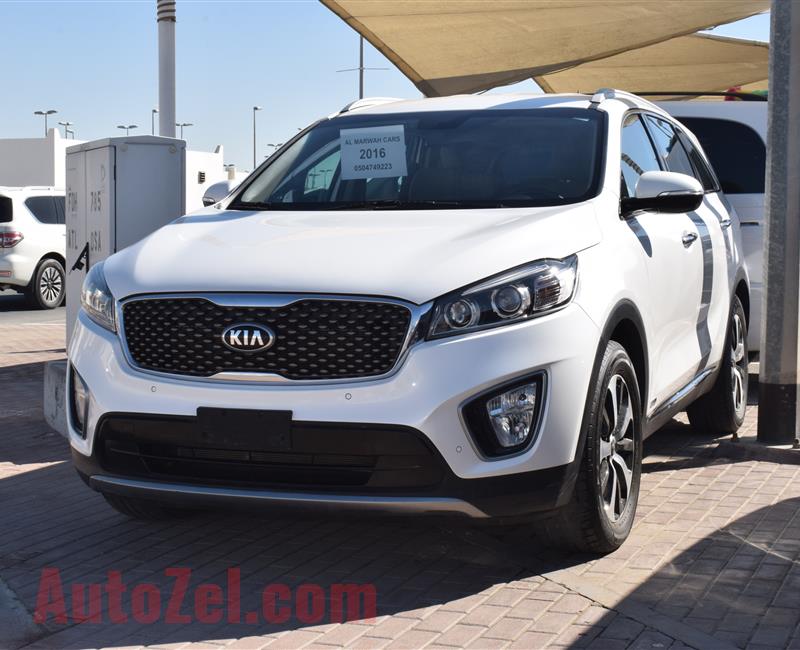 KIA SORENTO MODEL 2016 - WHITE - 125,000 KM - V6 - GCC 