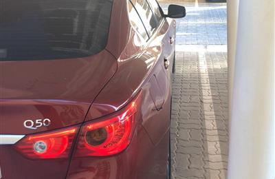 INFINITI Q50 2014 V6