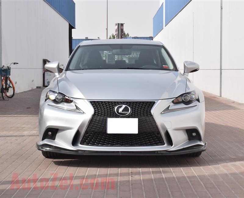 LEXUS IS250- 2015- SILVER- 30 000 KM- US SPECS