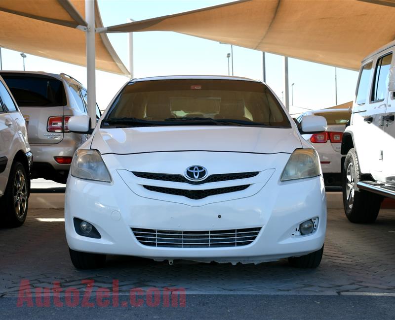 TOYOTA YARIS- 2007- WHITE- 218 000 KM- JAPANESE SPECS