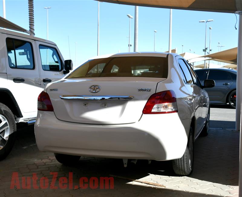 TOYOTA YARIS- 2007- WHITE- 218 000 KM- JAPANESE SPECS