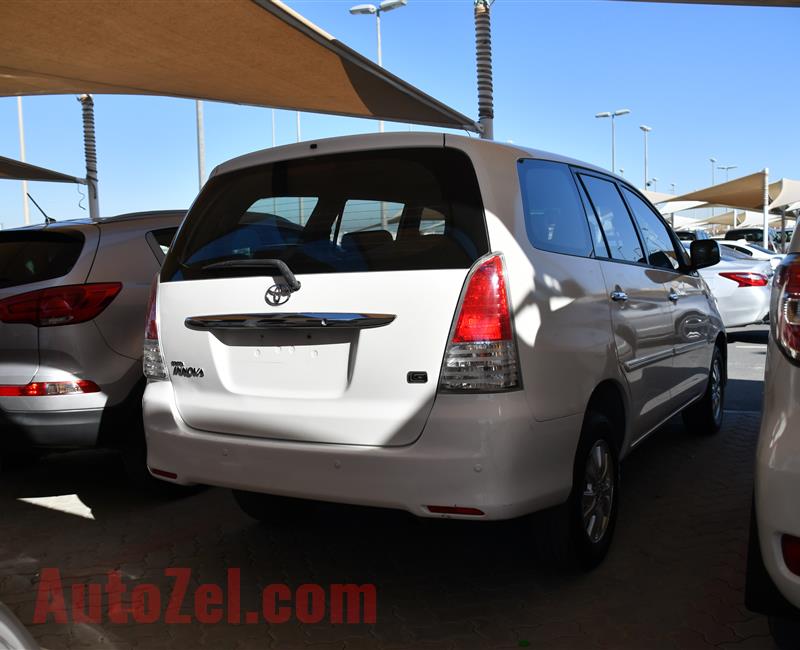 TOYOTA INNOVA- 2010- WHITE- 172 000 KM- GCC