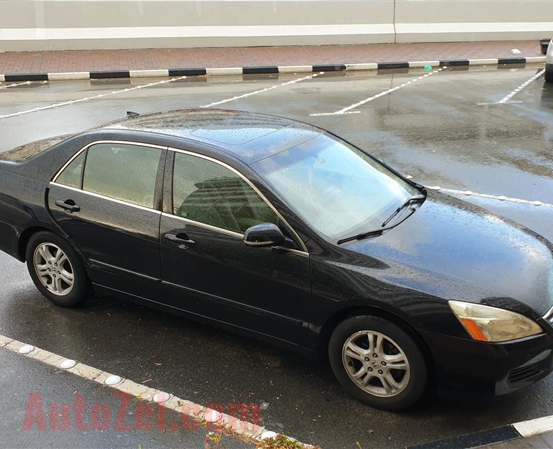 Honda Accord 2007 privately owned 2.4L v4 for sale