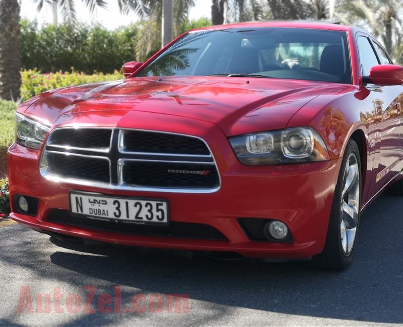  Dodge charger RT 8 silnder MODIL 2014 GCC