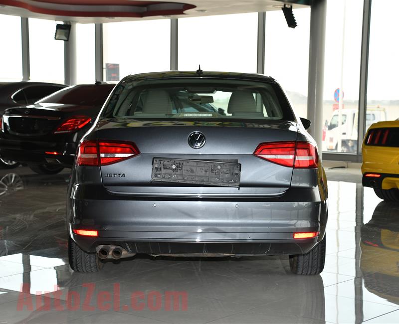 VOLKSWAGEN JETTA- 2015- GREY- 101 000 KM- GCC