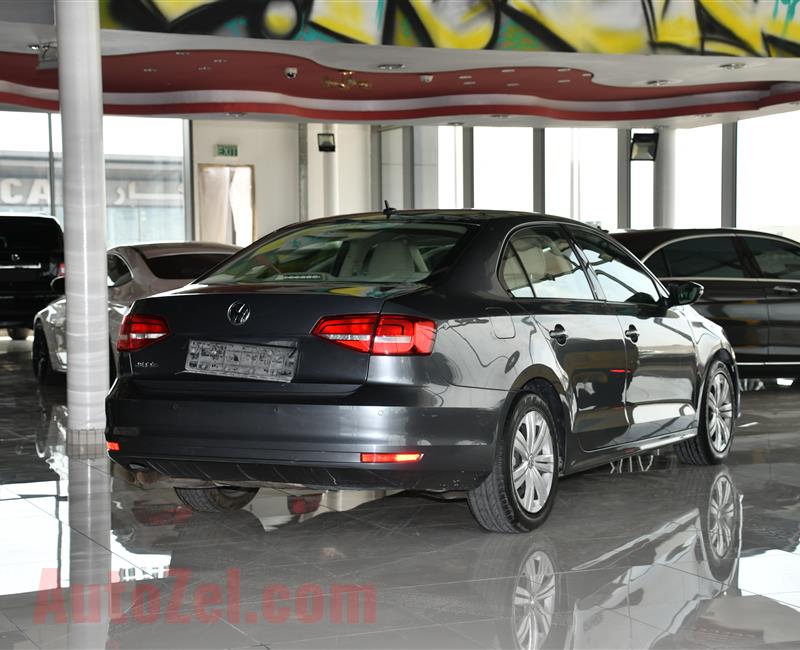 VOLKSWAGEN JETTA- 2015- GREY- 101 000 KM- GCC